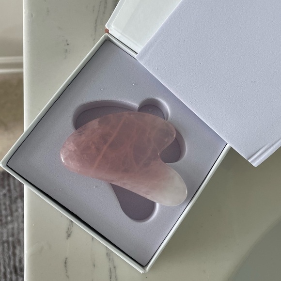 New Gua sha Jade stone - Picture 3 of 7